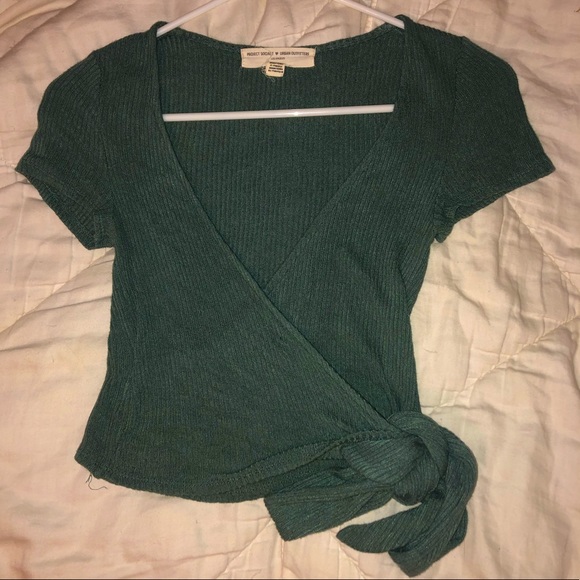 Urban Outfitters wrap tee - Picture 2 of 4